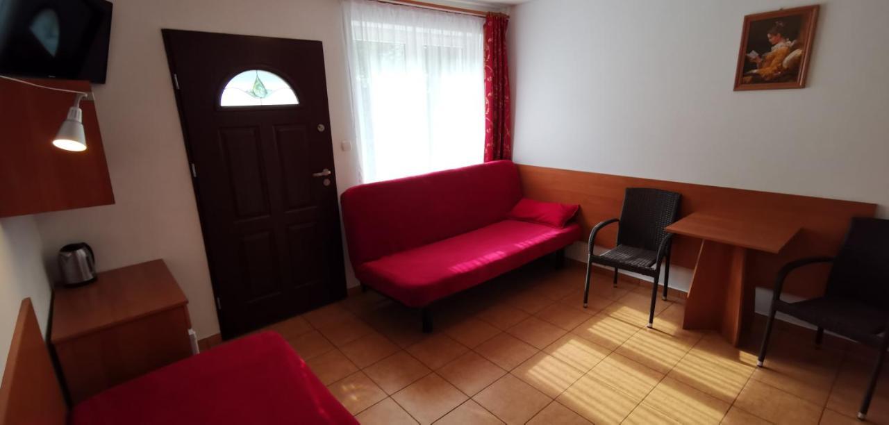 Hotel Pod Filarami Pobierowo Extérieur photo