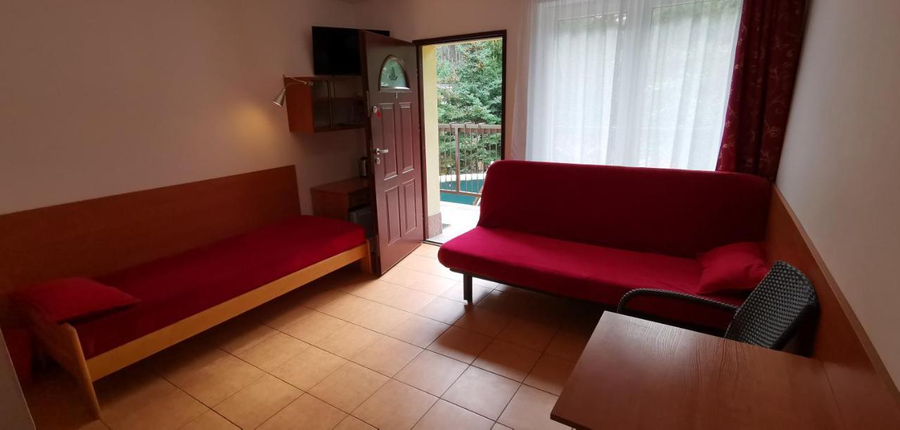 Hotel Pod Filarami Pobierowo Extérieur photo