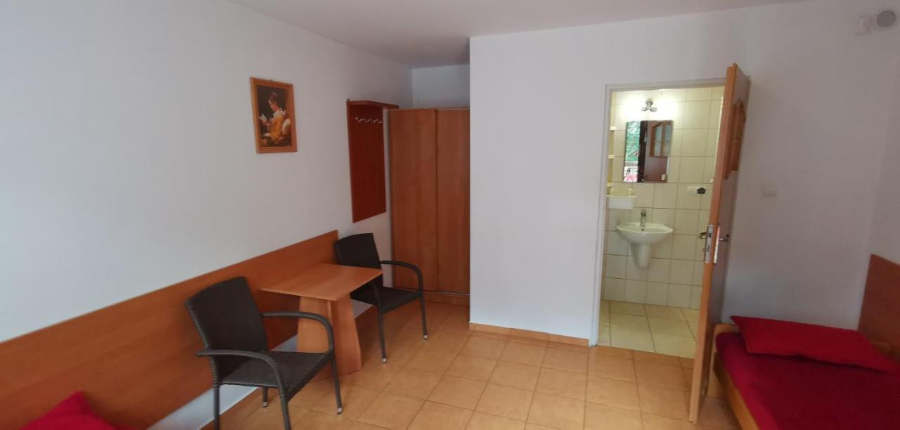 Hotel Pod Filarami Pobierowo Extérieur photo